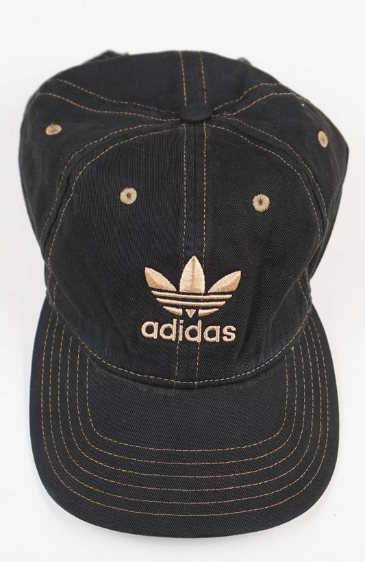 VINTAGE ADIDAS HAT