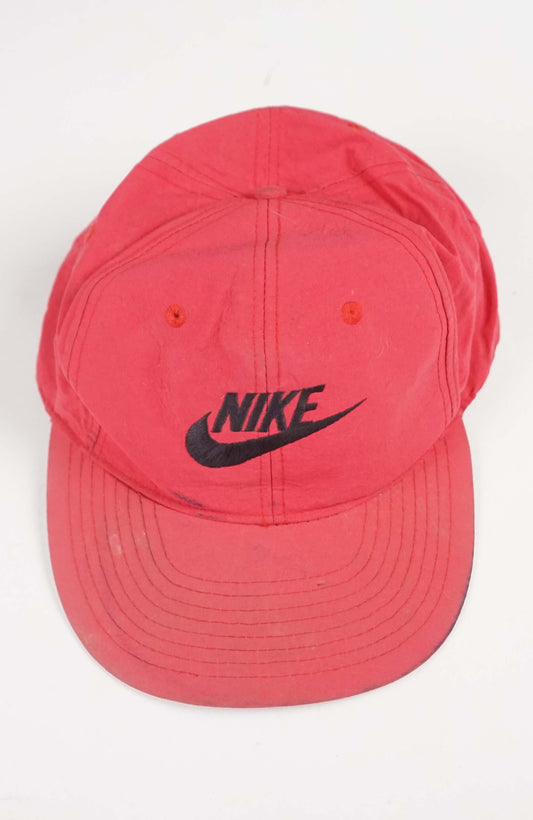 VINTAGE NIKE HAT